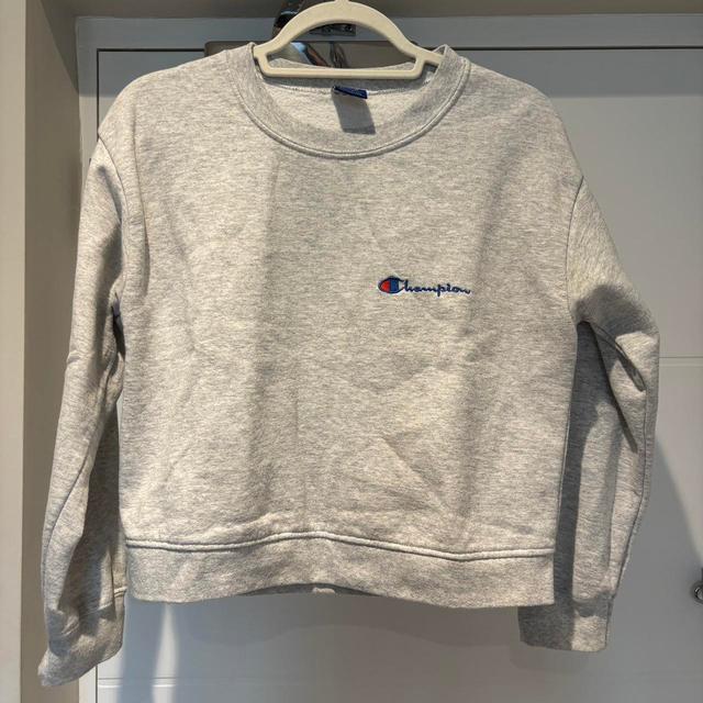 Champion Women's Jumper - Grey - XS on Productcaster.