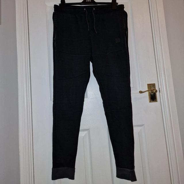 Independent Men's Sweatpants - Black - M on Productcaster.