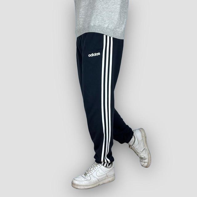 Adidas Men's Sweatpants - Navy - M on Productcaster.