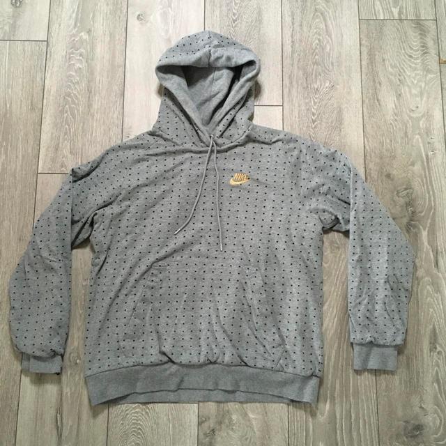 Nike Women's Hoodie - Grey - L on Productcaster.