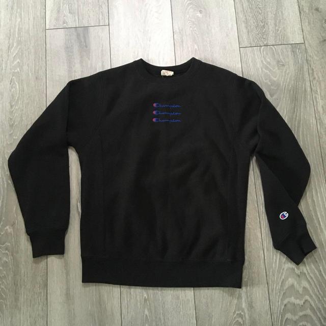 Champion Men's Sweatshirt - Black - S on Productcaster.