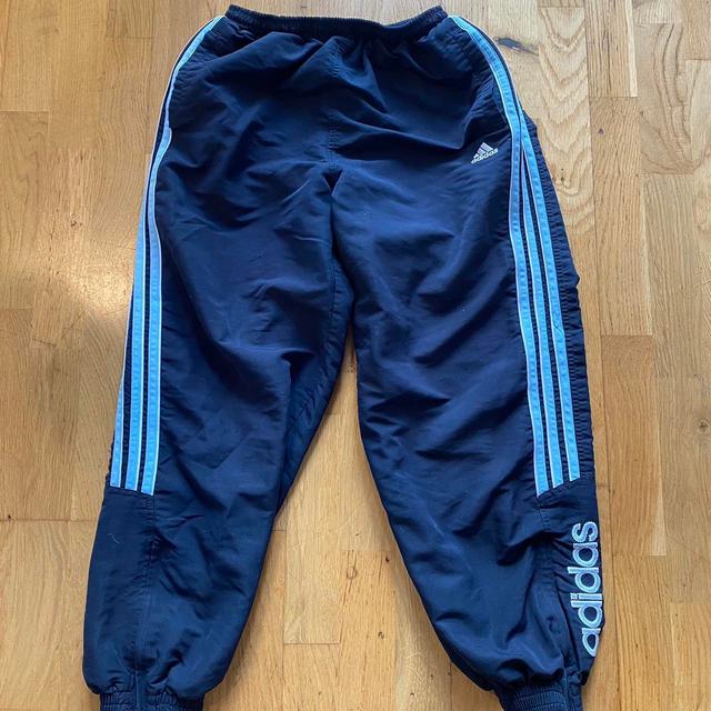 Adidas Women's Sweatpants - Navy/Blue - 28" on Productcaster.