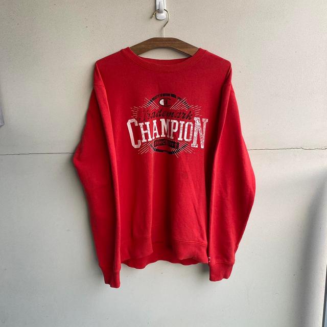 Champion Men's Sweatshirt - Red - M on Productcaster.