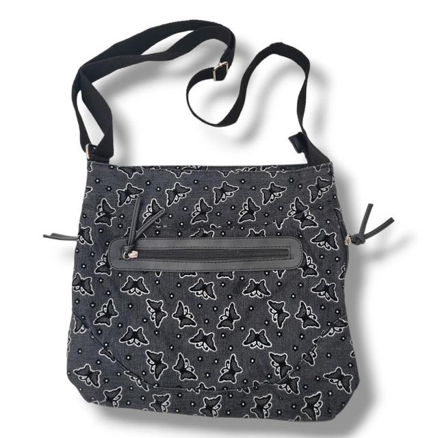 Vintage Women's Shoulder bags - Black/Silver on Productcaster.