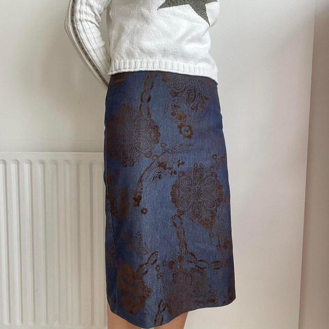 Women's Skirt - Navy - 28" on Productcaster.