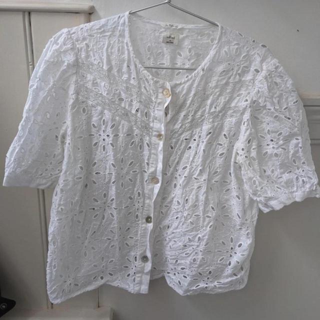 Aritzia Women's Blouse - White - M on Productcaster.