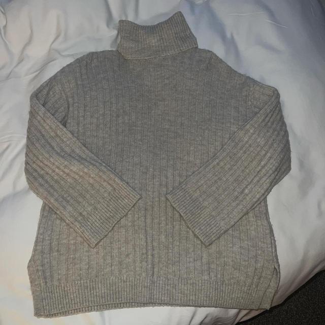 H&M Women's Jumper - Cream - S on Productcaster.