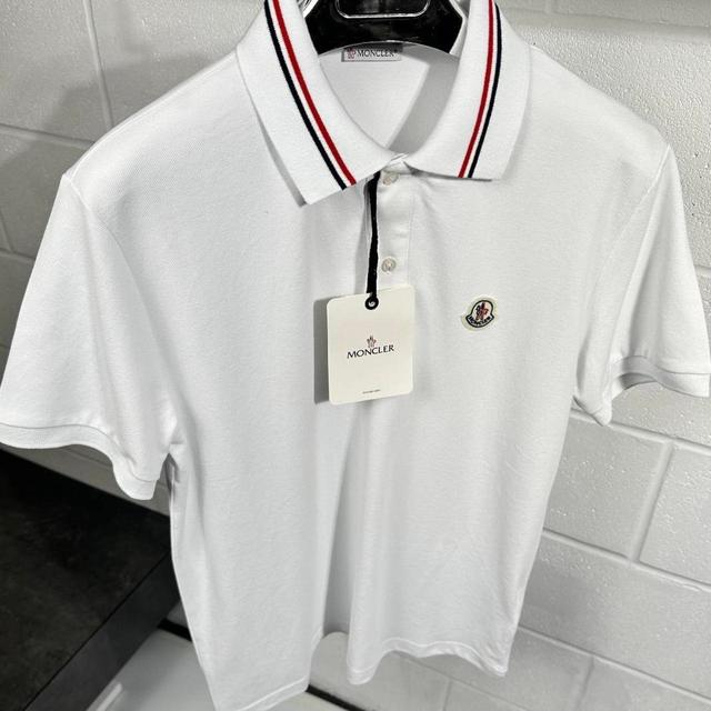 Moncler Men's Polo shirt - White - M on Productcaster.