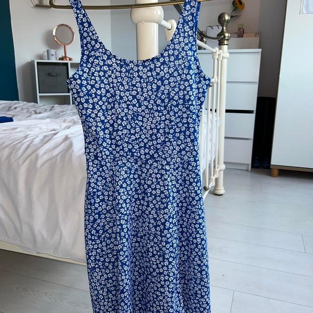 H&M Women's Dress - Blue/White - 10 on Productcaster.