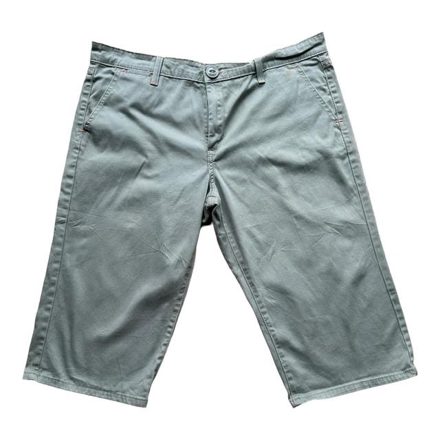 Levi's Men's Shorts - Green - L on Productcaster.