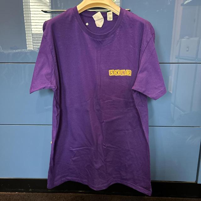 Women's T-shirt - Purple - M on Productcaster.