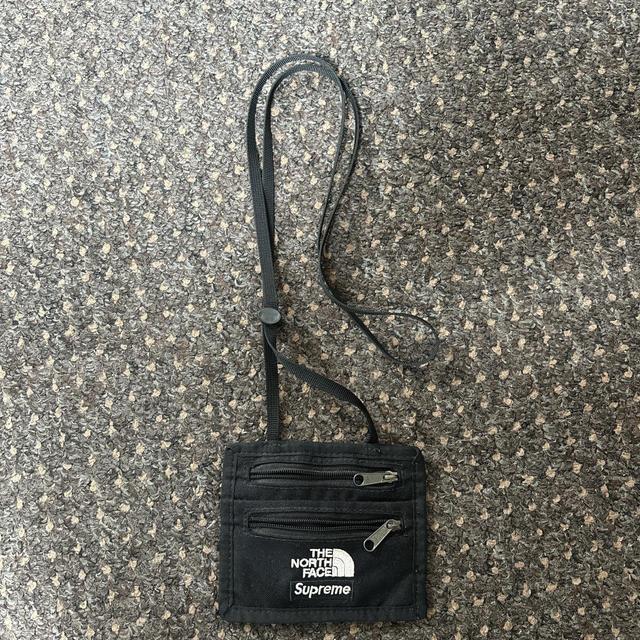 Supreme Men's Wallets - Black on Productcaster.