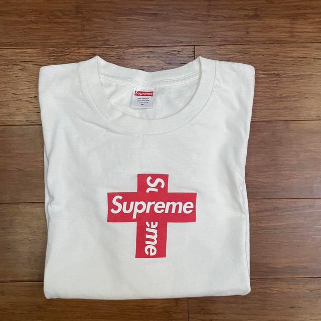 Supreme Men's T-shirt - White - M on Productcaster.