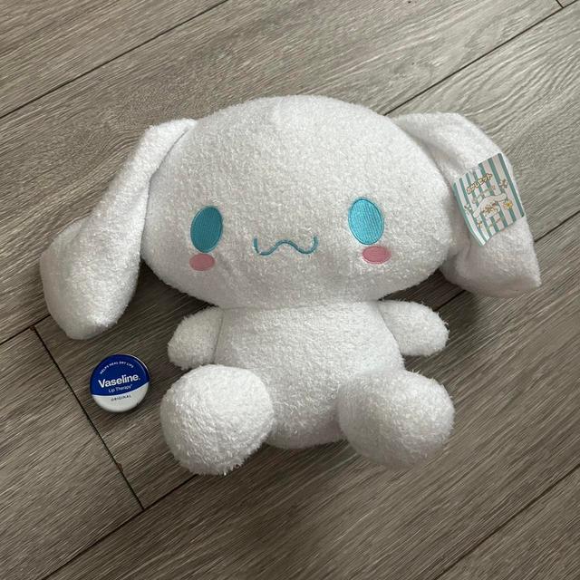 Sanrio Stuffed animal - White on Productcaster.