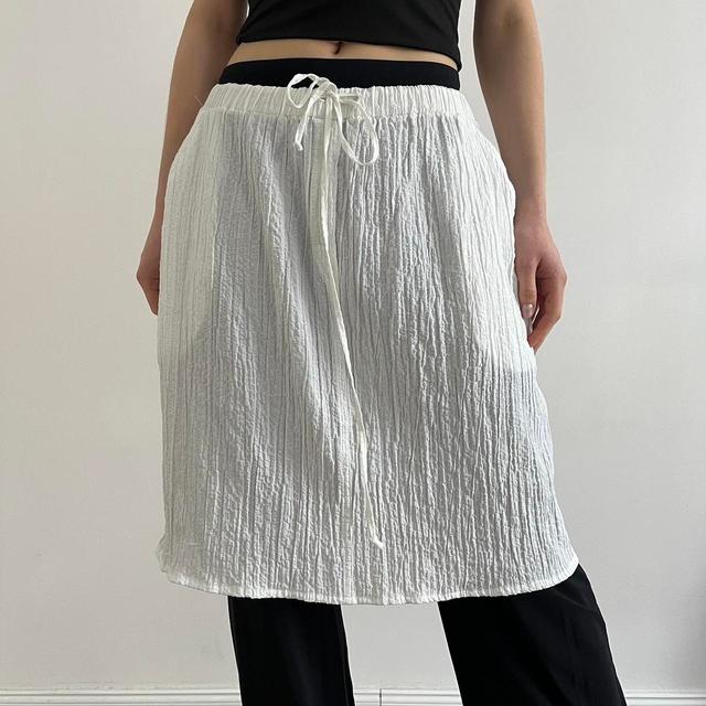 Vintage Women's Skirt - White - L on Productcaster.