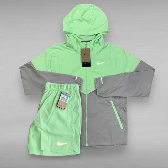 Nike Men's Jacket - Multi/Green - L on Productcaster.