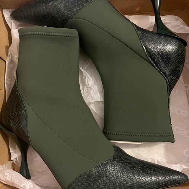 ASOS Design Women's Casual Boots - Green/Khaki - UK 7 on Productcaster.