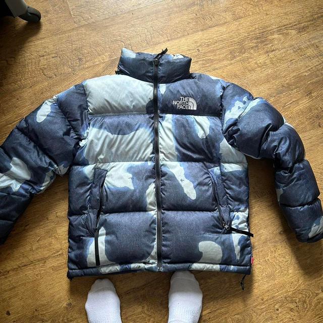 Supreme Men's Puffer - Blue/Navy - M on Productcaster.