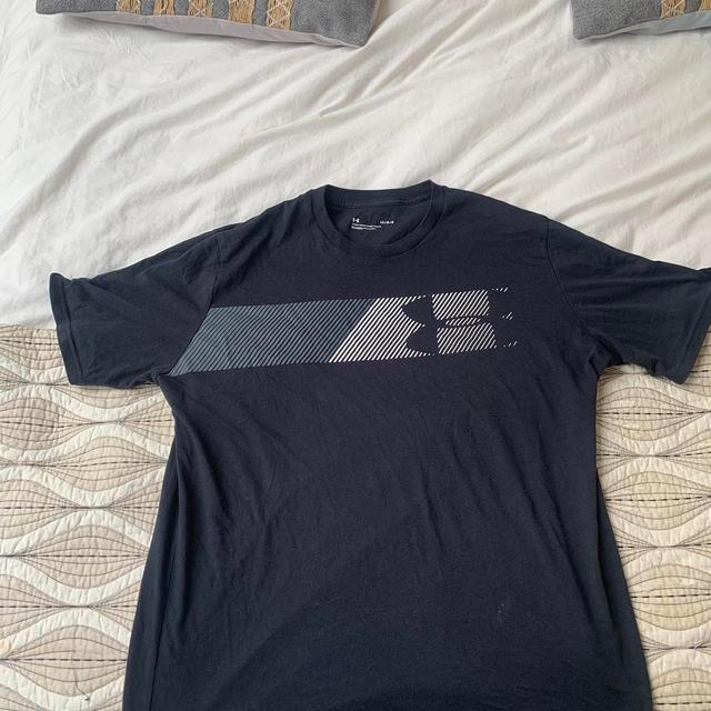 Under Armour Men's T-shirt - Black - L on Productcaster.