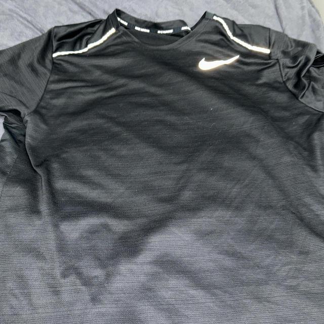 Nike Men's T-shirt - Black - L on Productcaster.