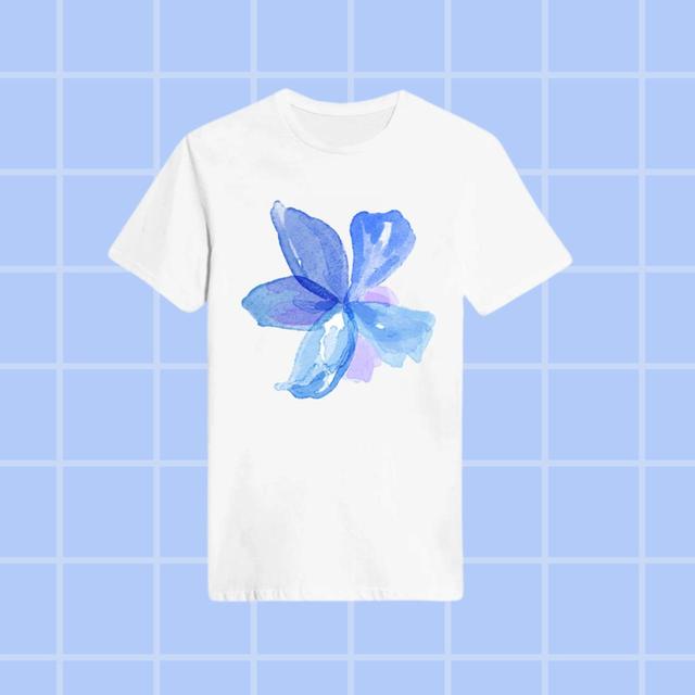 Women's T-shirt - White - L on Productcaster.