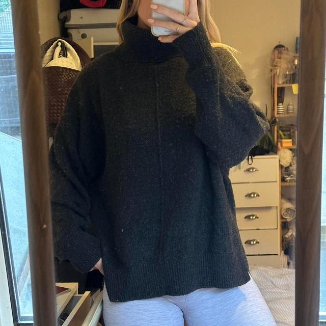 H&M Women's Jumper - Grey - S on Productcaster.