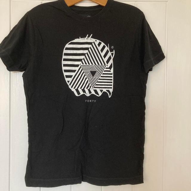 Men's T-shirt - Black/White - S on Productcaster.