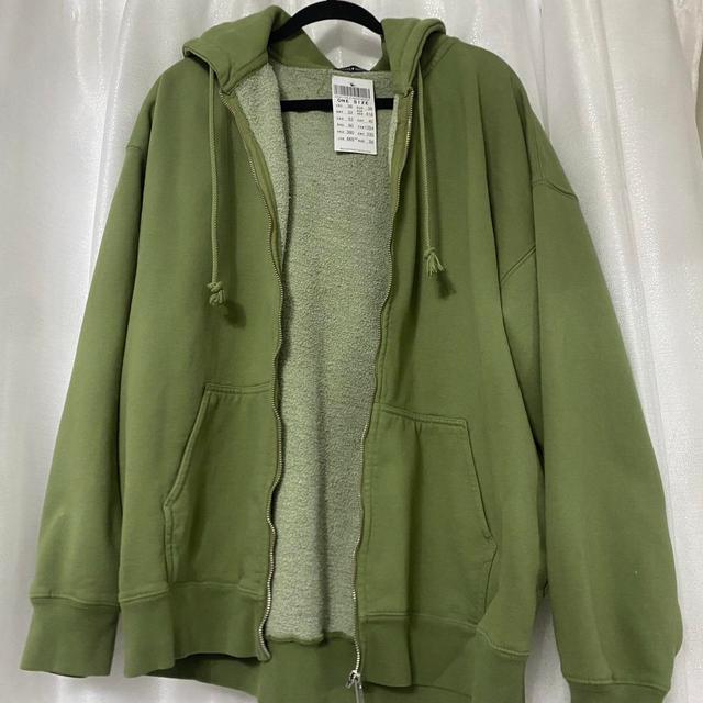 Brandy Melville Women's Hoodie - Green - One size on Productcaster.