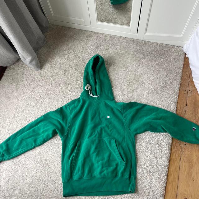 Champion Women's Hoodie - Green - S on Productcaster.