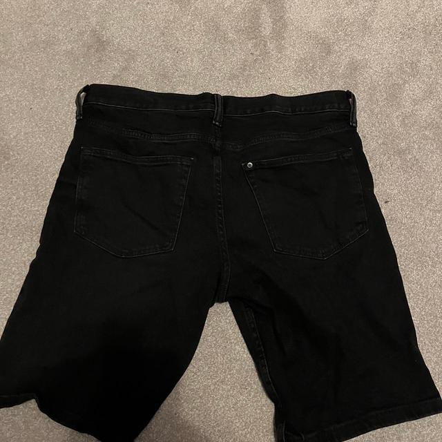 H&M Men's Shorts - Black - 34" on Productcaster.