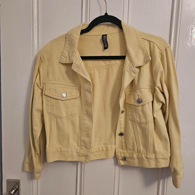 PrettyLittleThing Women's Jacket - Yellow - UK 8 on Productcaster.