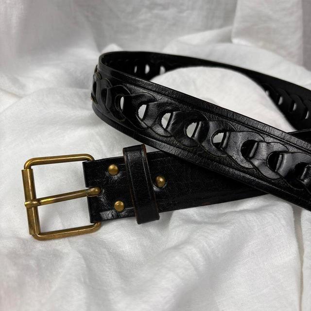 Vintage Women's Belt - Black/Gold on Productcaster.