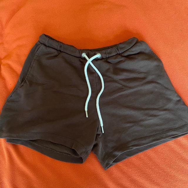 H&M Women's Shorts - Brown - UK 8 on Productcaster.