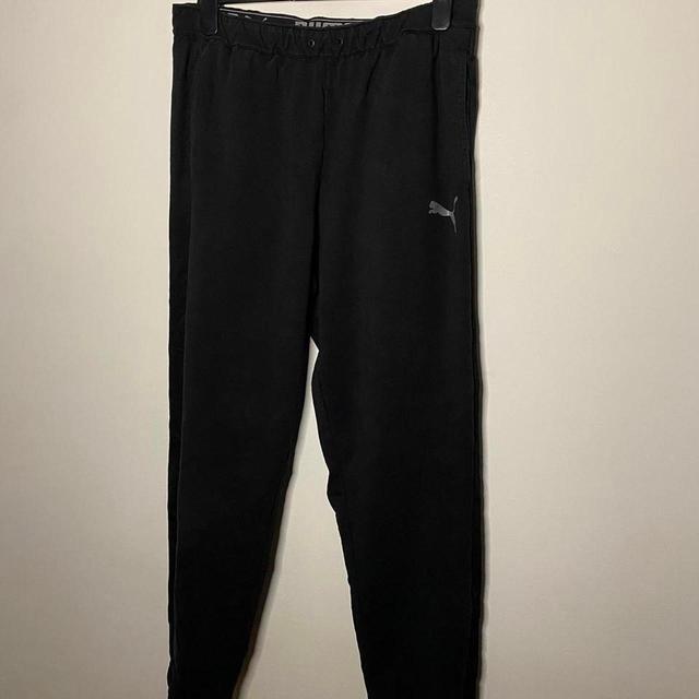 Puma Men's Sweatpants - Black - L on Productcaster.