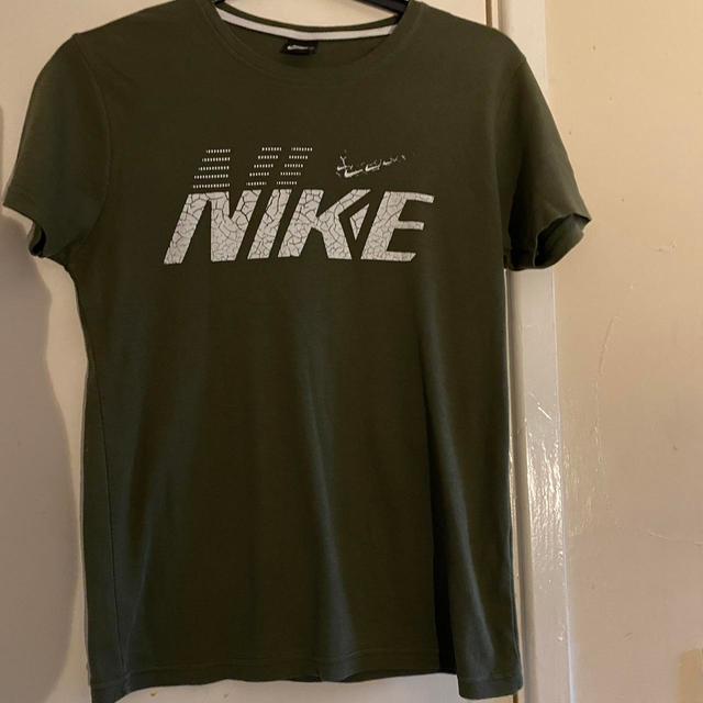 Nike Men's T-shirt - Green - S on Productcaster.