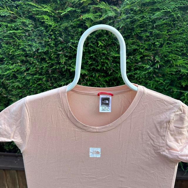 The North Face Women's T-shirt - Pink - S on Productcaster.