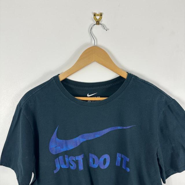 Nike Men's T-shirt - Navy - L on Productcaster.