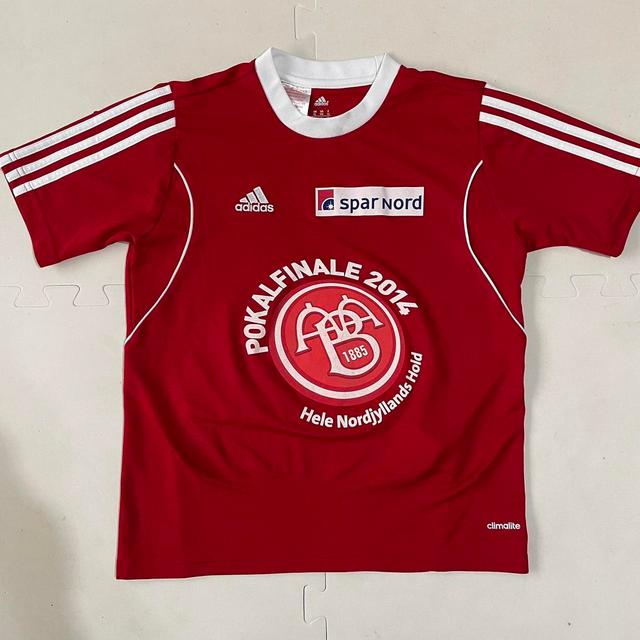 Adidas Kids' T-shirt - Red - 12 years on Productcaster.