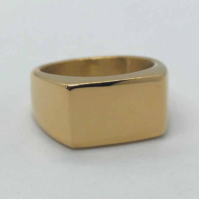 Deadstock Women's Ring - Gold on Productcaster.