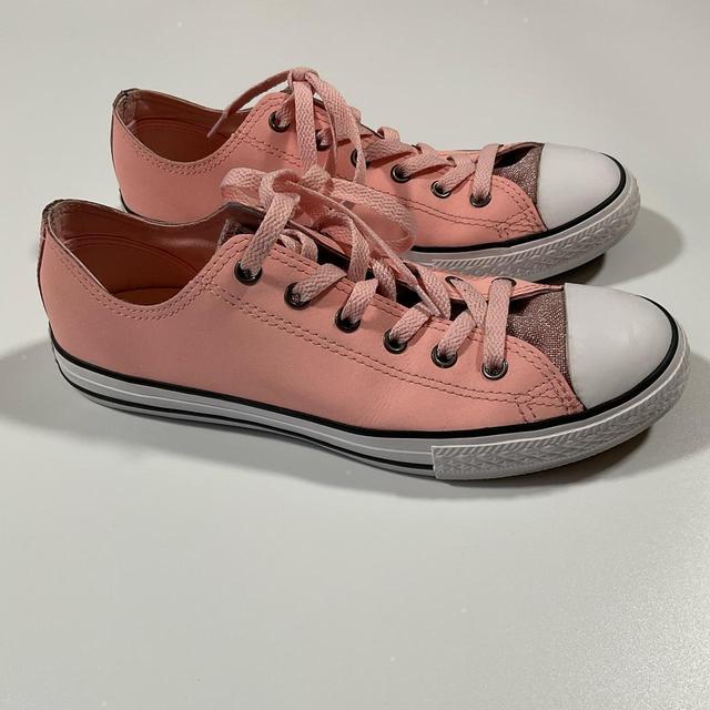 Converse Women's Trainers - Pink - UK 5 on Productcaster.