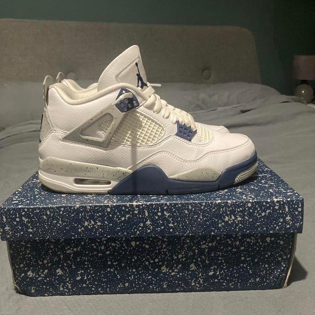 Jordan Men's Trainers - White/Navy - UK 8.5 on Productcaster.