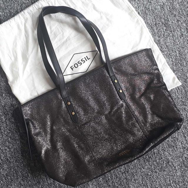 Fossil Women's Leather Bag - Black/Silver on Productcaster.