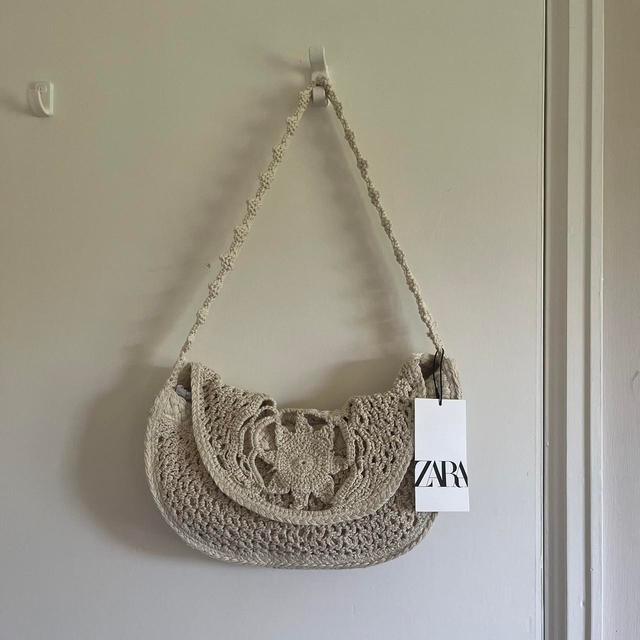 Zara Women's Shoulder bags - Cream/White on Productcaster.