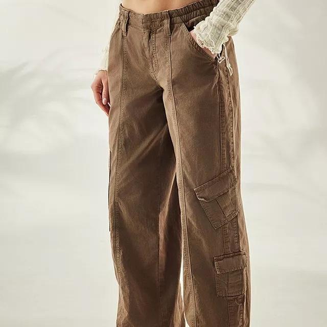 Urban Outfitters Women's Low rise Cargo Trousers - Brown - UK 8 on Productcaster.