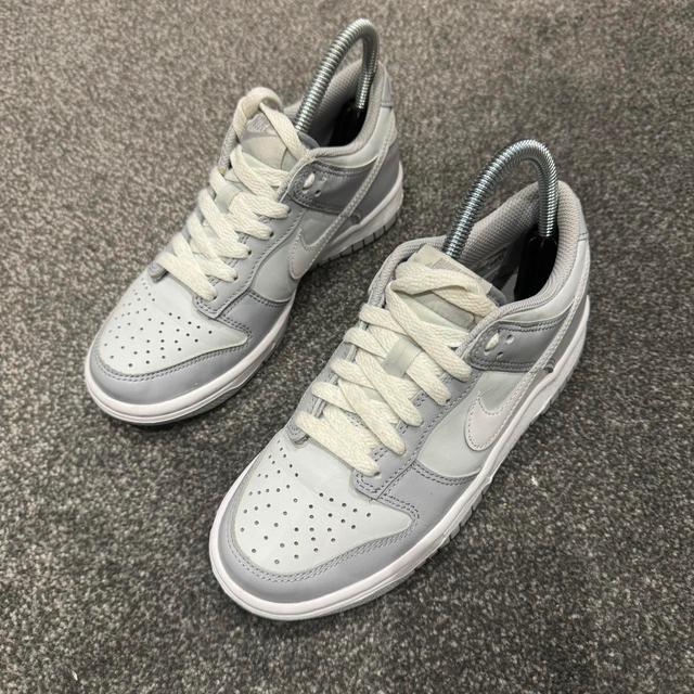 Nike Women's Trainers - Grey - UK 3 on Productcaster.