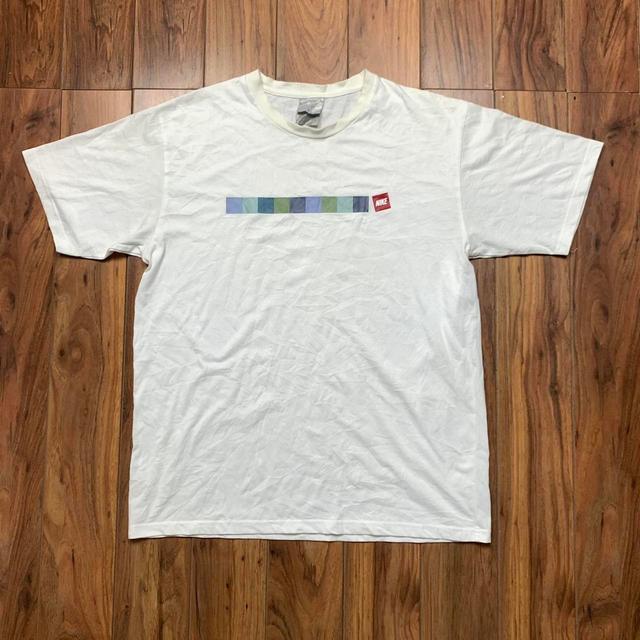 Nike Men's T-shirt - White - L on Productcaster.