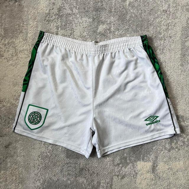 Umbro Men's Shorts - White/Green - L on Productcaster.