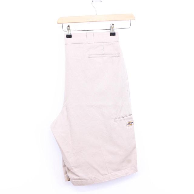 Dickies Men's Shorts - Cream - 40" on Productcaster.