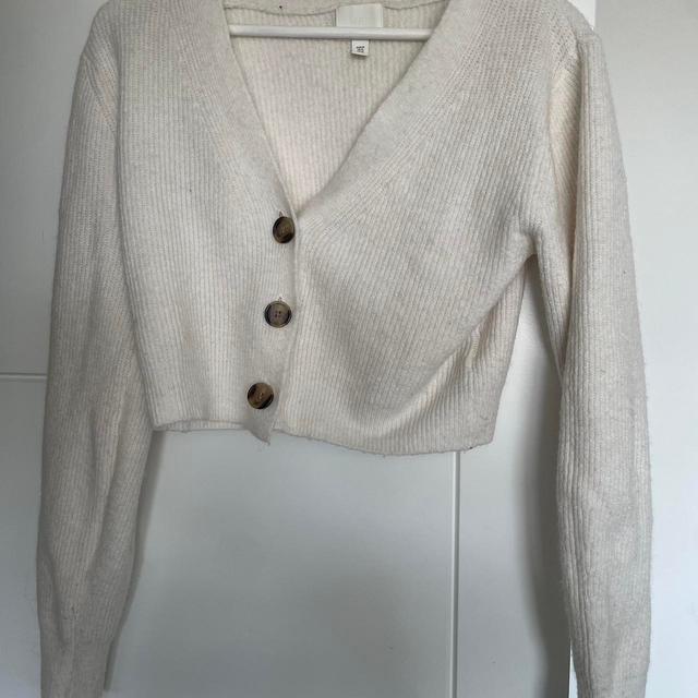 H&M Women's Cardigan - Cream/White - M on Productcaster.