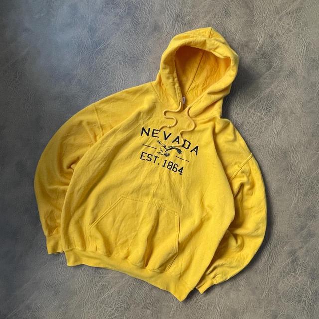 Gildan Men's Hoodie - Yellow - L on Productcaster.